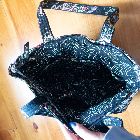Vera Bradley Kiev Paisley Shoulder Bag - Picture 4 of 5